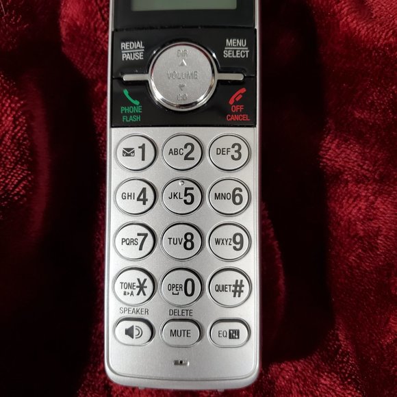 AT&T Cordless Telephone, Base, and Digital Answering System Single Line - Picture 9 of 16